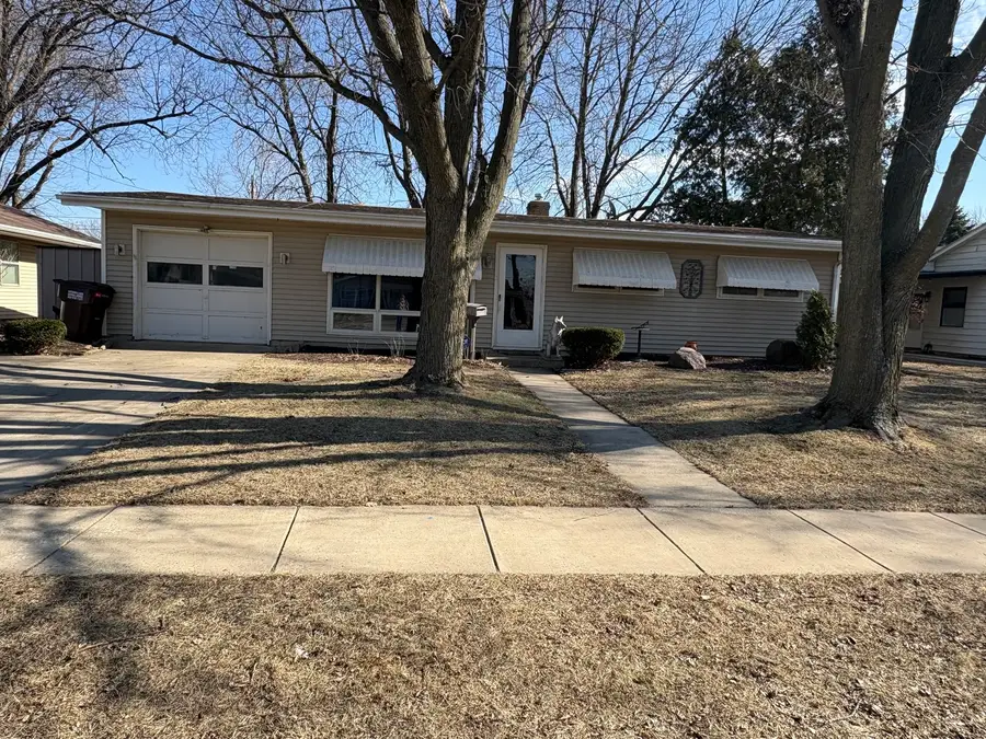 1164 Westview Drive, Rochelle, IL 61068 - #2