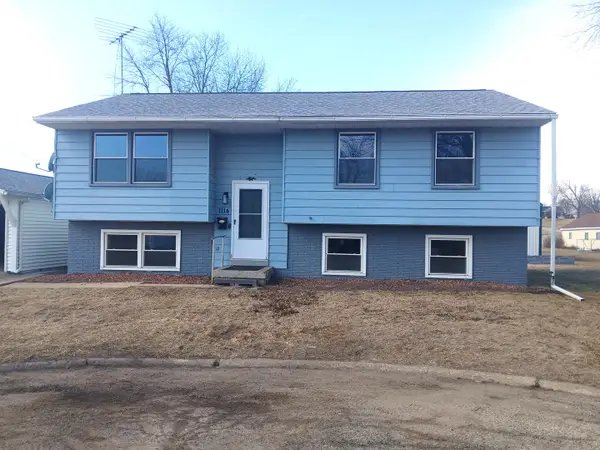 1114 Suncrest Drive, Fulton, IL 61252