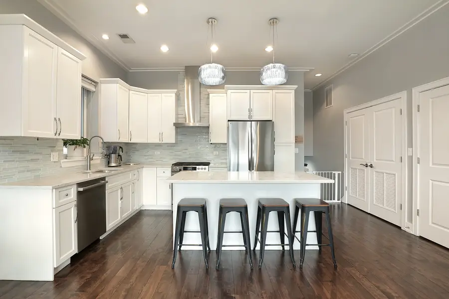 3215 N Elston Avenue #3N, Chicago, IL 60618 - #3