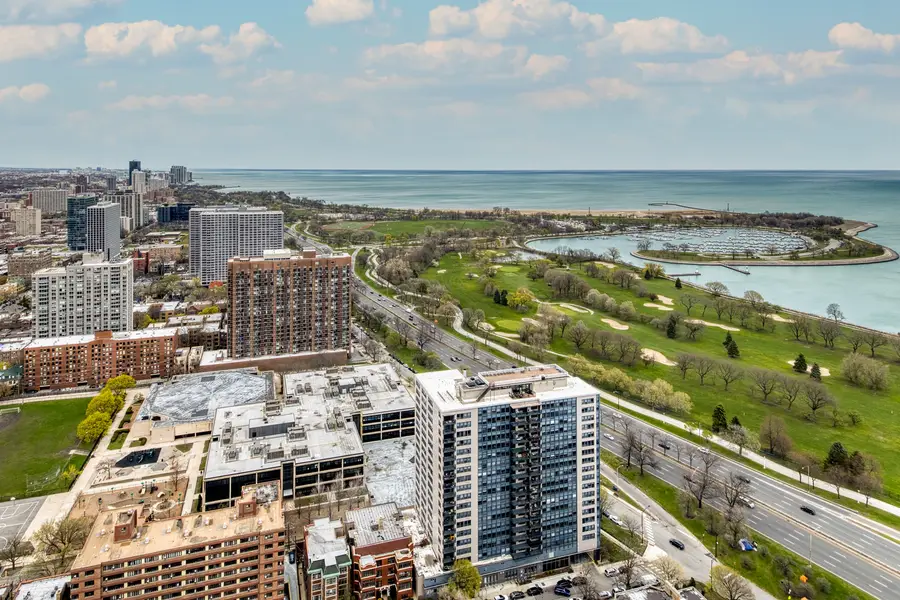 655 W Irving Park Road #4808, Chicago, IL 60613 - Image #2