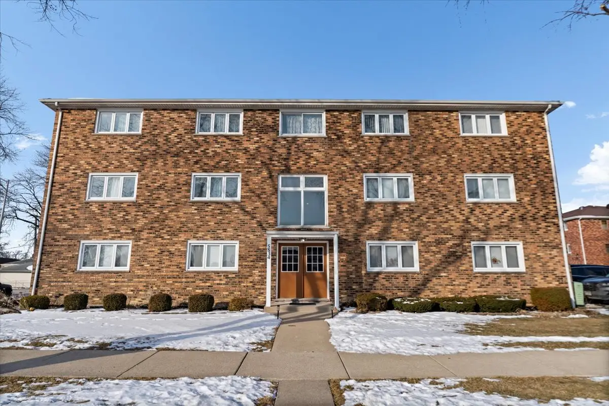5834 W 77th Street #104, Burbank, IL 60459 - #1