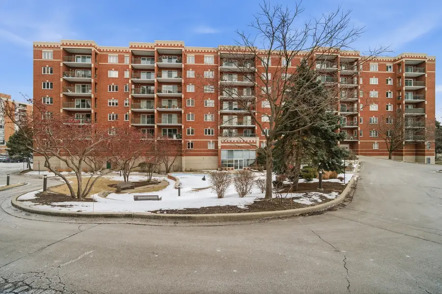 650 S River Road #801, Des Plaines, IL 60016 - #3