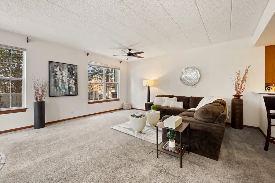 1120 Georgetown Way, Vernon Hills, IL 60061 - #2