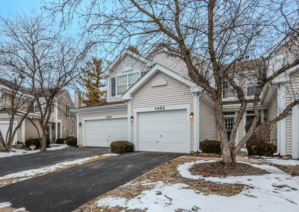 1452 Walnut Hill Avenue #1452, St. Charles, IL 60174