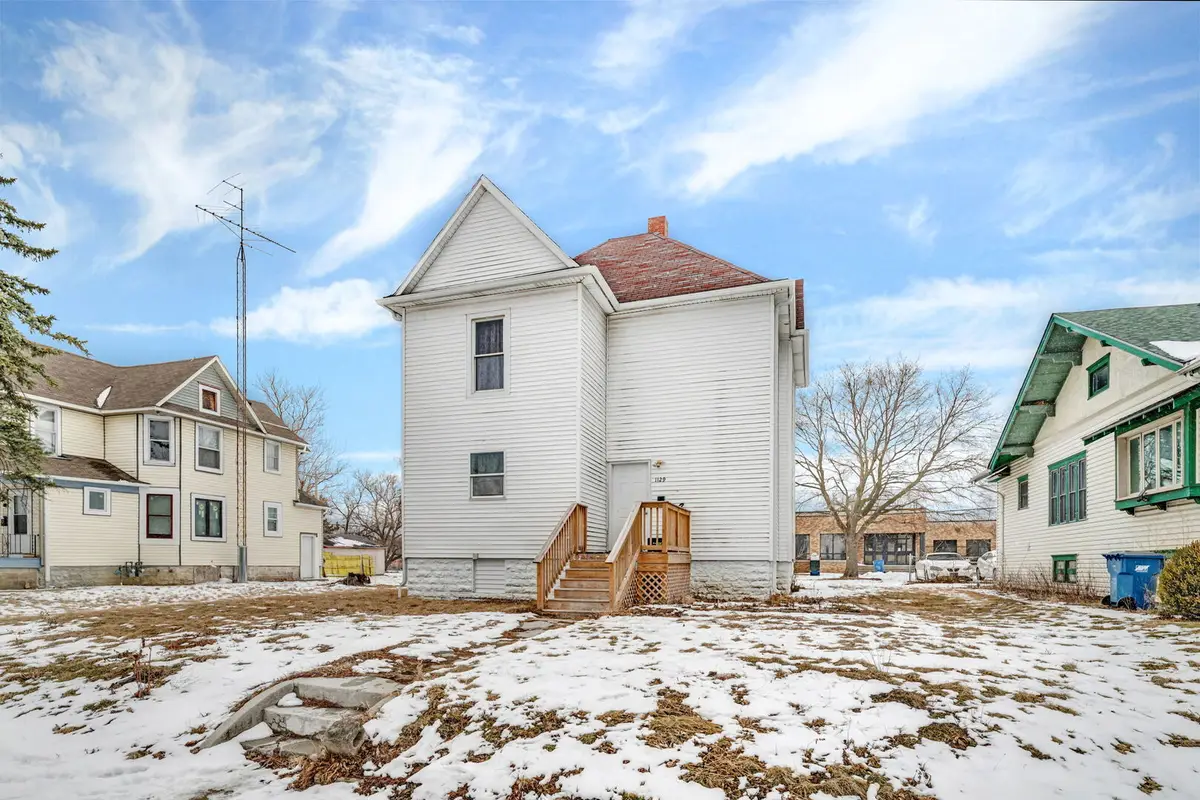 1129 E Merchant Street, Kankakee, IL 60901 - #1