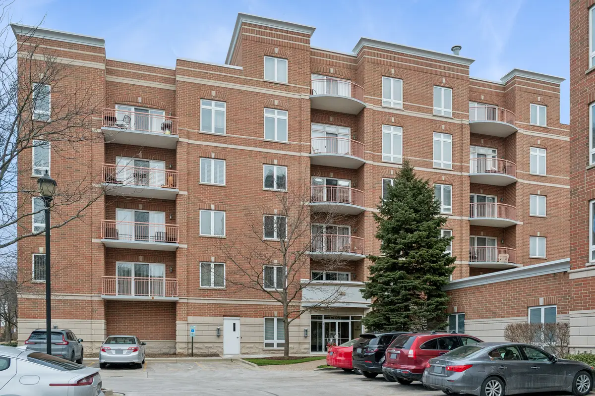 787 Graceland Avenue #202, Des Plaines, IL 60016 - #1