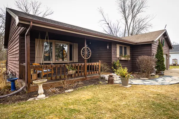 1403 W Beach Road, Waukegan, IL 60087