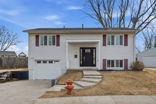 368 33rd Avenue Court, East Moline, IL 61244