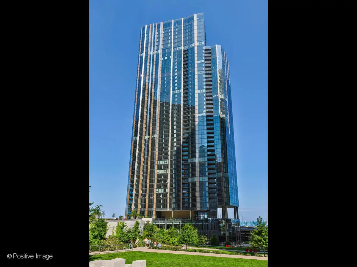 211 N Harbor Drive #1003, Chicago, IL 60601 - #1