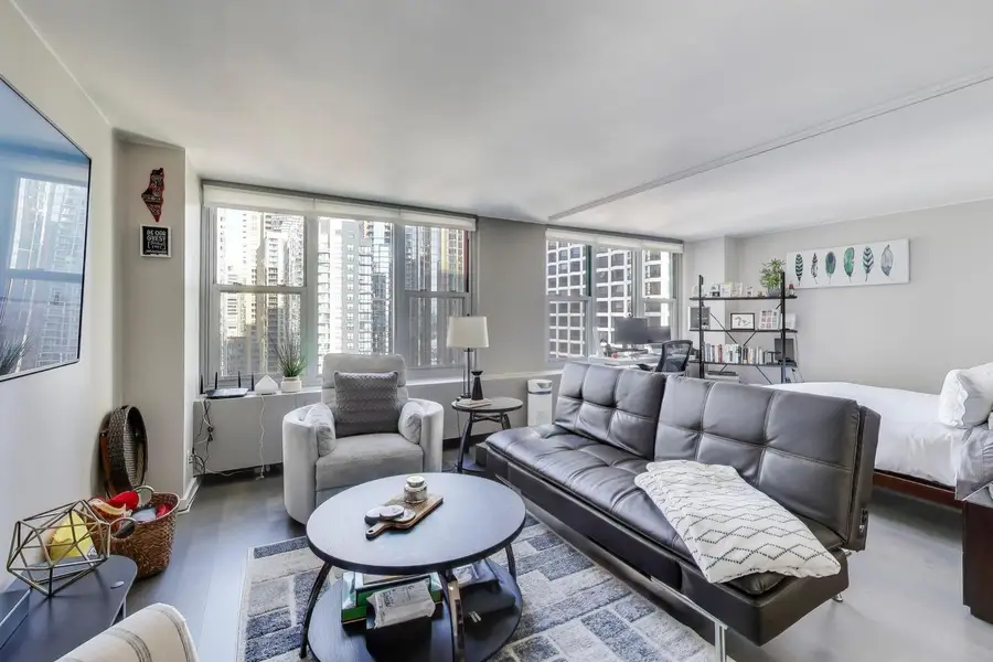 Address Withheld By Seller, Chicago, IL 60601 - Image #2