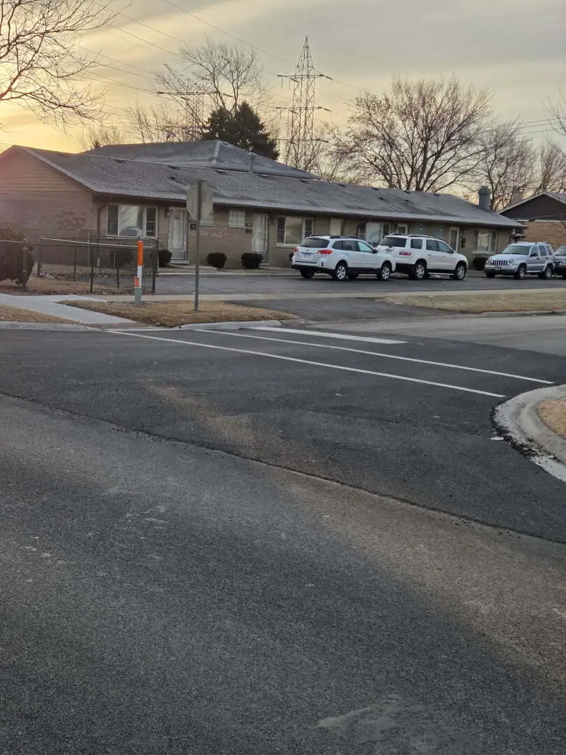 7901 Newland Avenue, Burbank, IL 60459 - #1