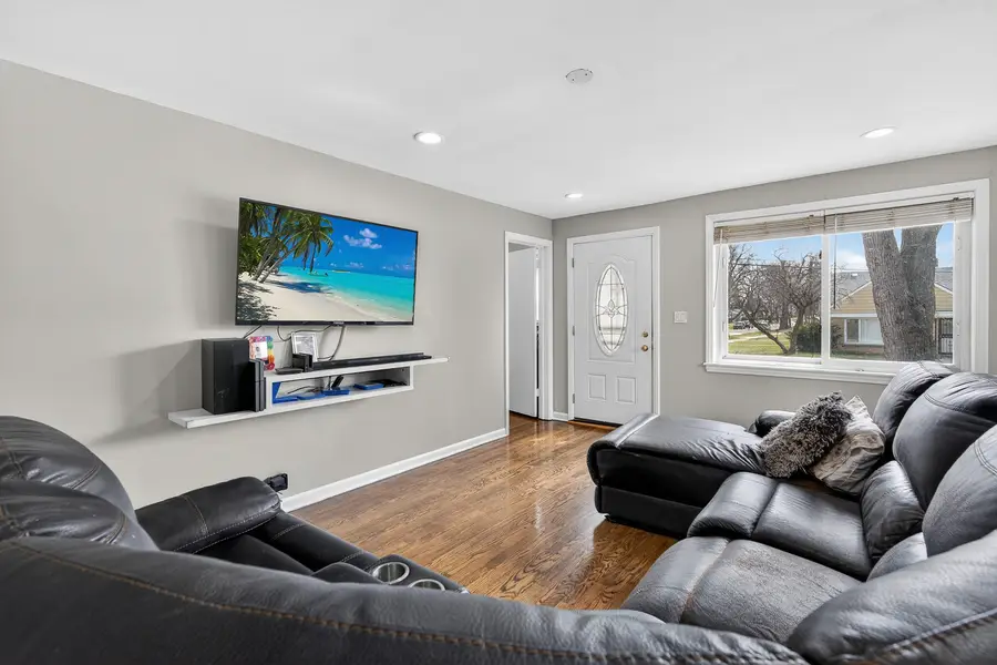 5201 Oak Street, Bellwood, IL 60104 - #2