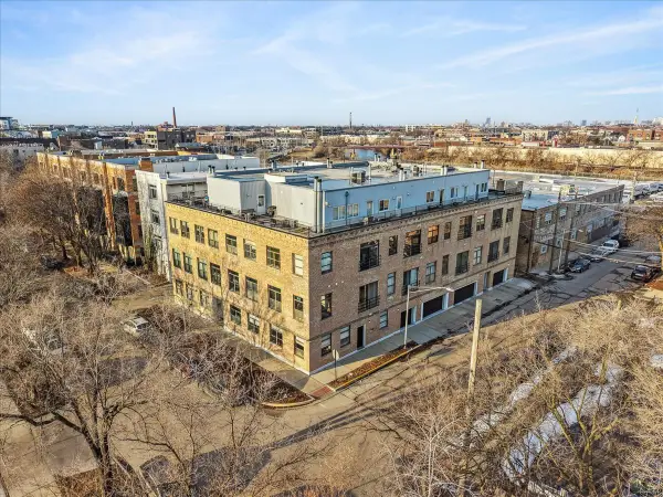 2221 N Lister Avenue #3C, Chicago, IL 60614