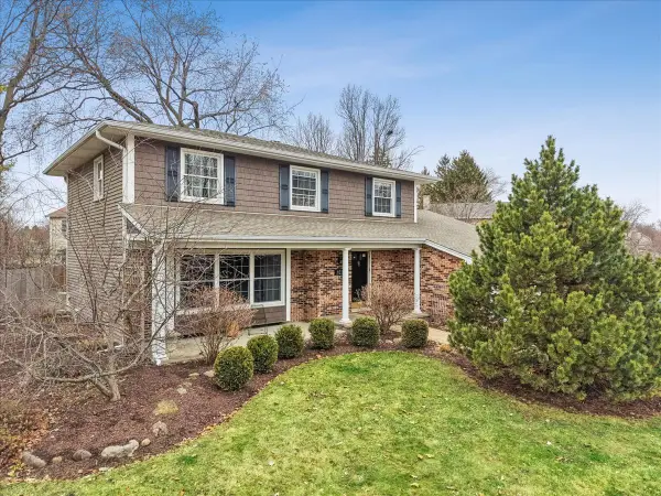 Address Withheld By Seller, Libertyville, IL 60048