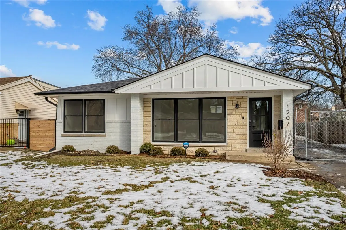 1207 Hoffman Avenue, Park Ridge, IL 60068 - #1