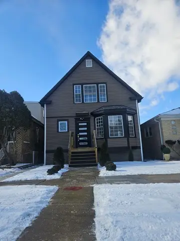 5402 N Mobile Avenue, Chicago, IL 60630