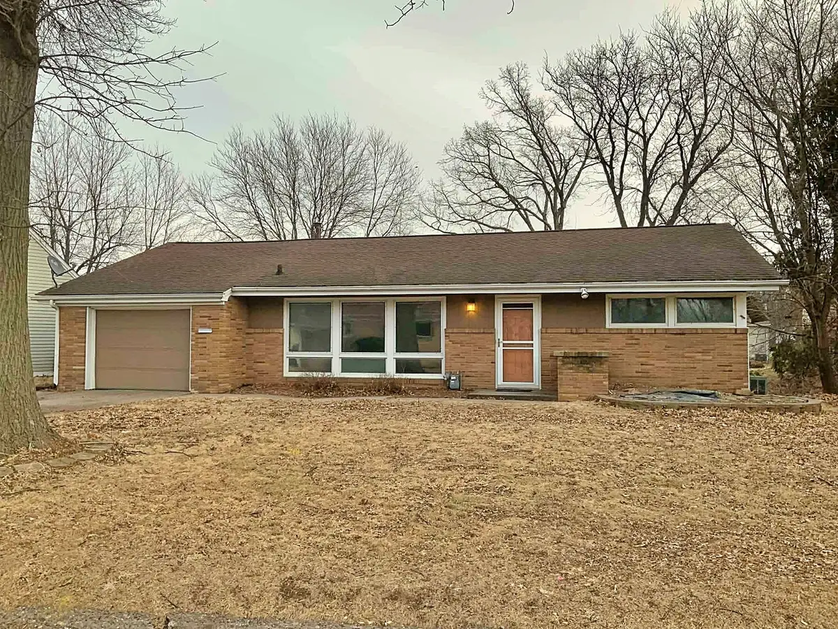 3006 15th Street, Moline, IL 61265 - #1