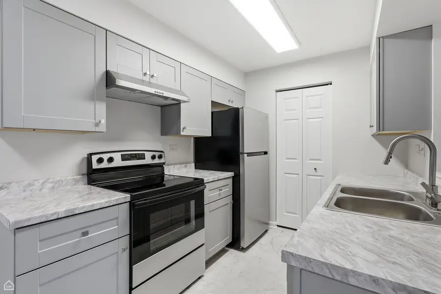 627 Virginia Road #111, Crystal Lake, IL 60014 - #2