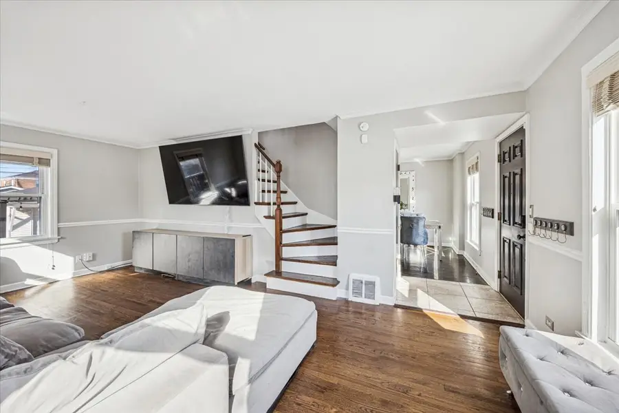 1426 Bristol Avenue, Westchester, IL 60154 - #2