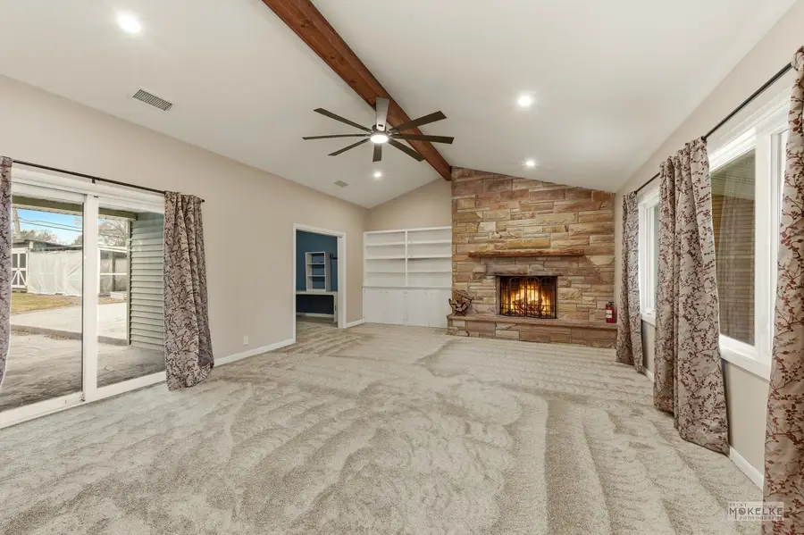 925 Lindenwood Drive, Aurora, IL 60506 - #3