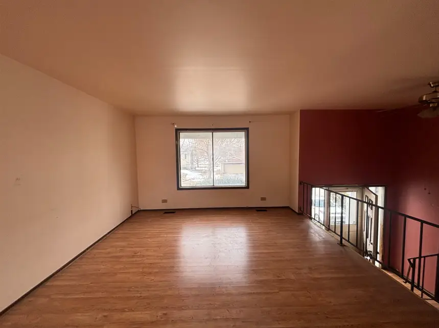 428 N Ashbury Avenue, Bolingbrook, IL 60440 - #3