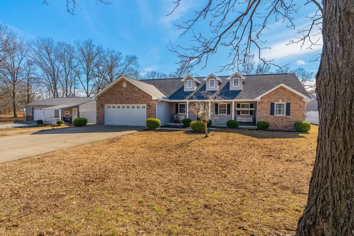 1144 W Webster Street, Benton, IL 62812 - #1