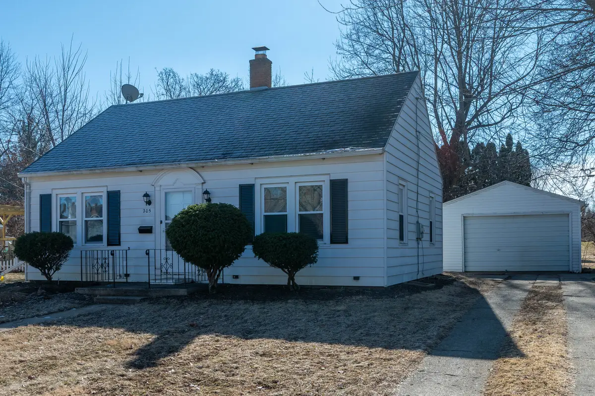 205 Sunset Lane, Mount Morris, IL 61054 - #1