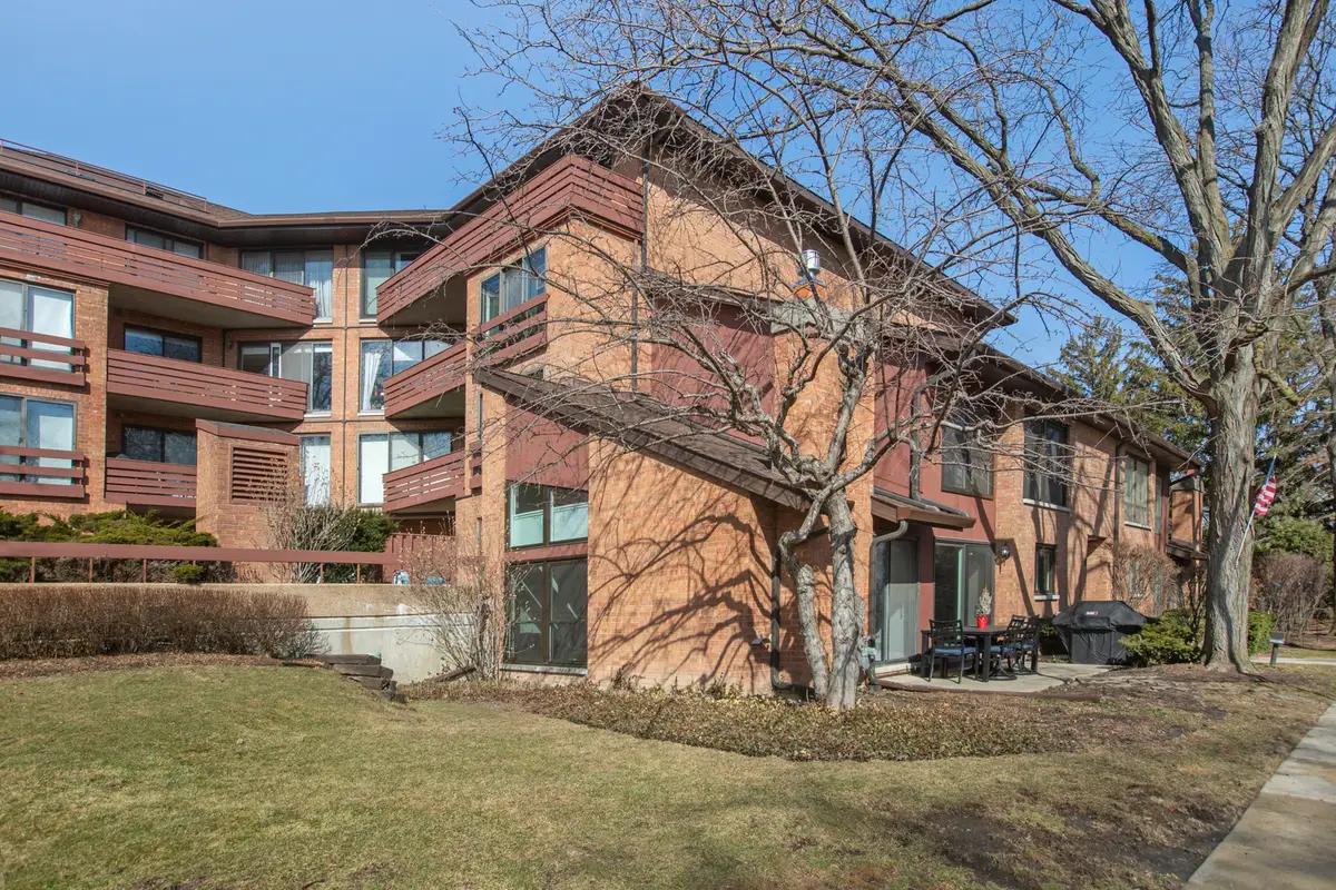 706 Waukegan Road #4, Glenview, IL 60025 - #1