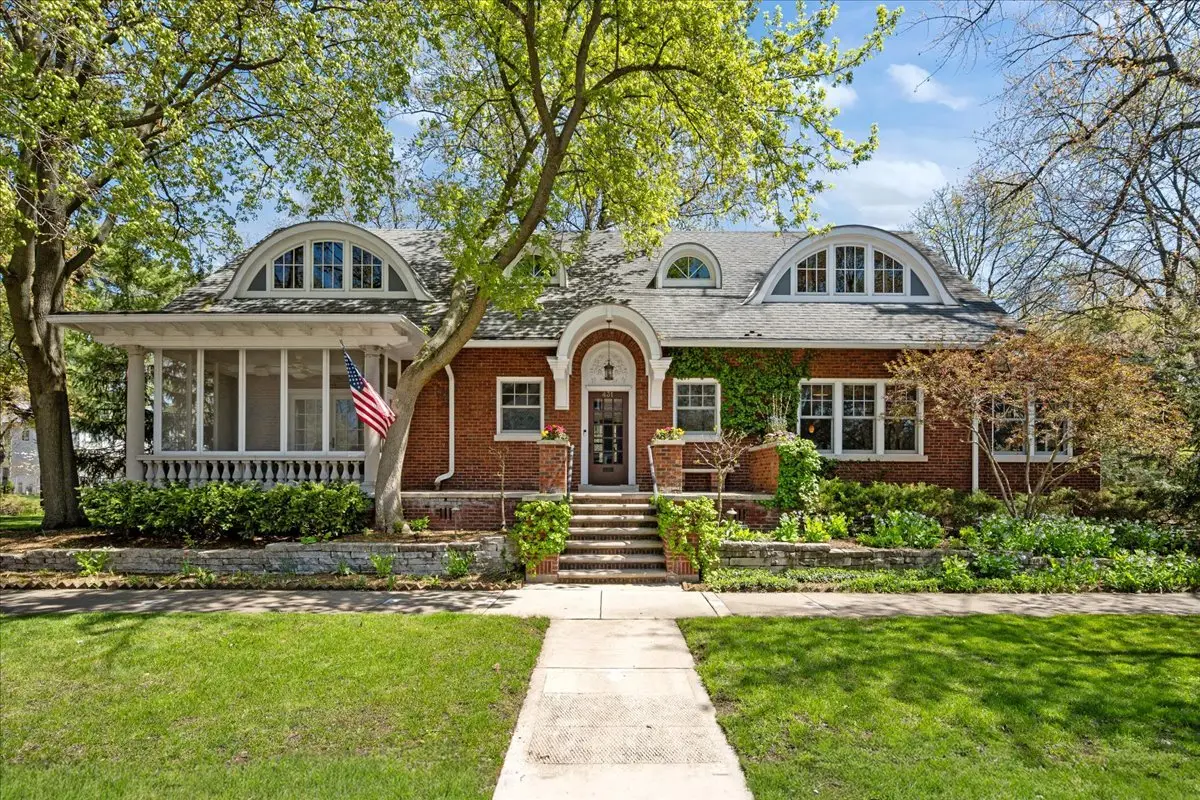 431 Laurel Avenue, Wilmette, IL 60091 - #1