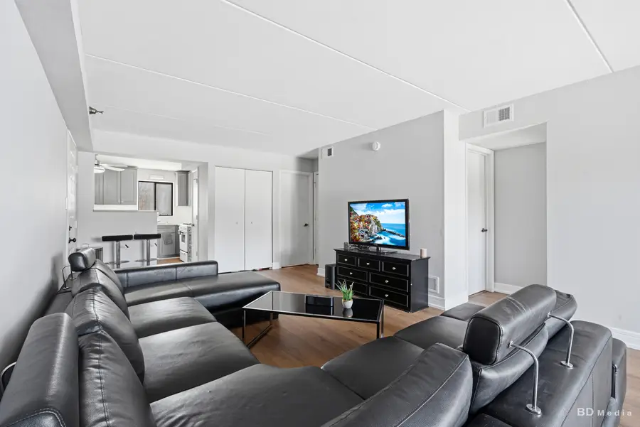 5950 Lake Bluff Drive #202, Tinley Park, IL 60477 - #3