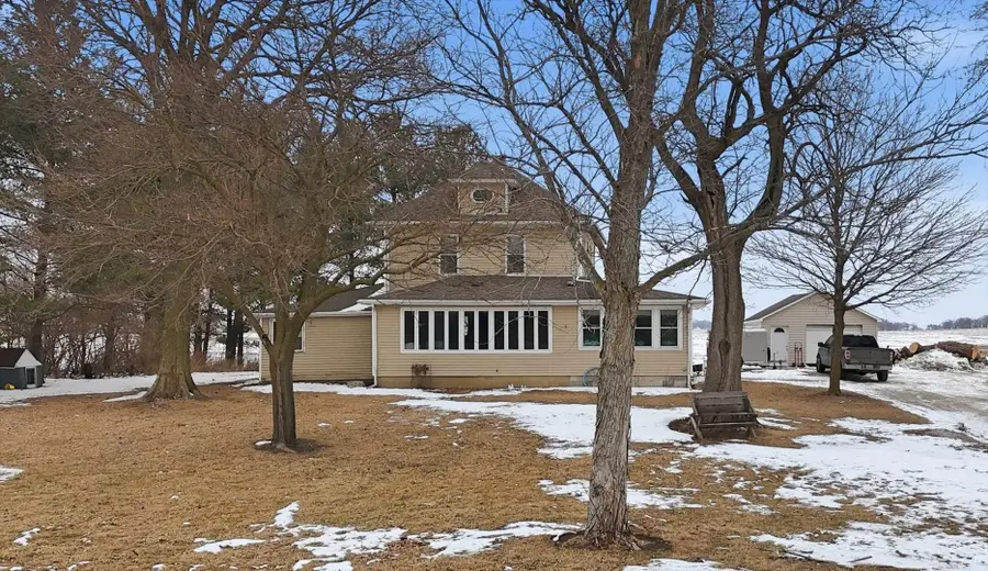 422 E 600 North Road, Buckley, IL 60918 - #2