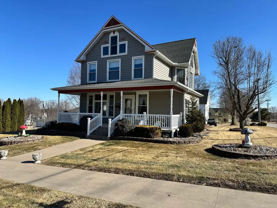 142 S Elliot Street, Preston, IA 52069 - #2