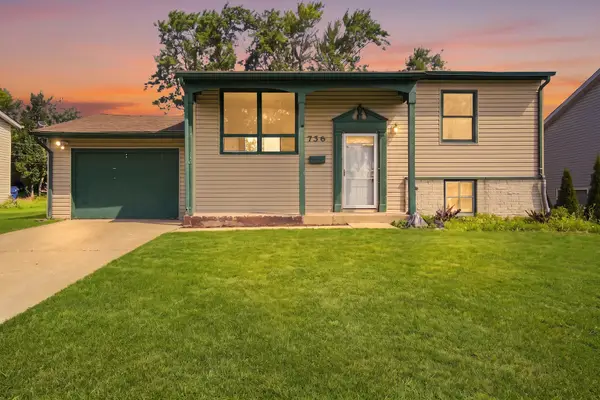 736 Dickens Avenue, Glendale Heights, IL 60139