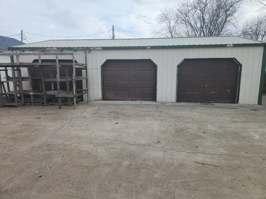 807 Broadway Street, Willisville, IL 62997 - #2