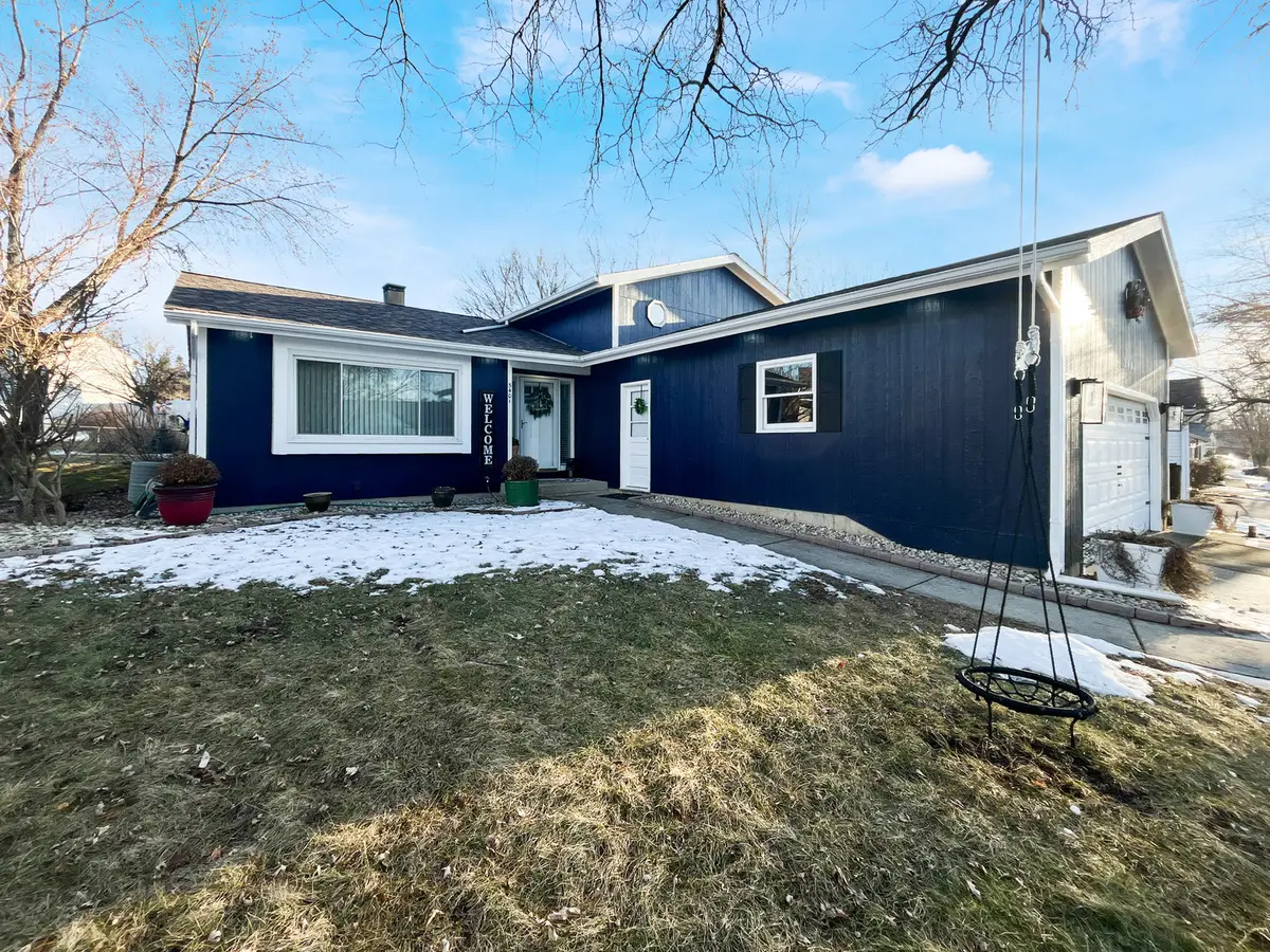 5401 W Winding Creek Drive, McHenry, IL 60050 - #1