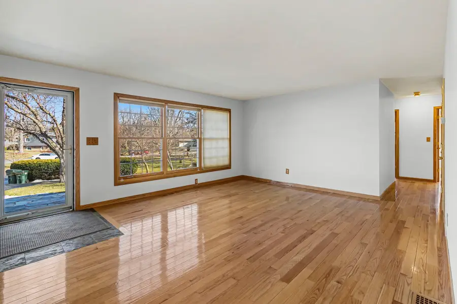 934 Highland Road, Mundelein, IL 60060 - #3