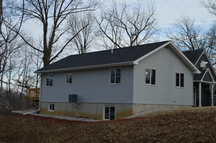 32 Magnolia Drive, Putnam, IL 61560 - #2