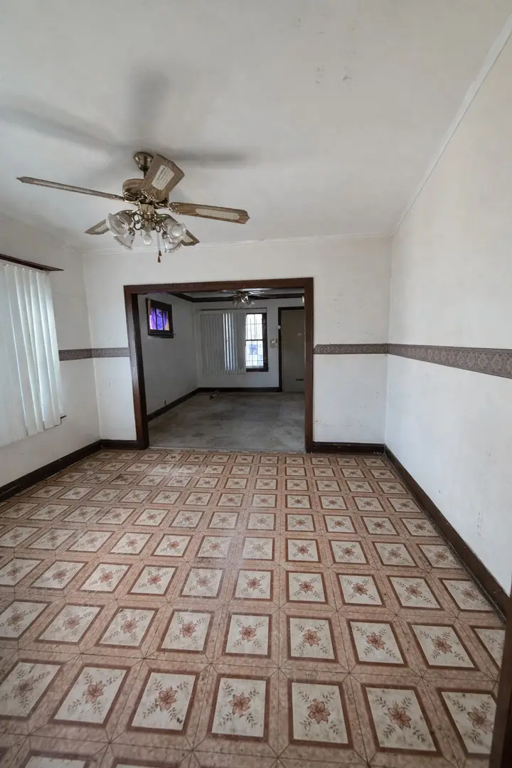 12231 S Lowe Avenue, Chicago, IL 60628 - #2