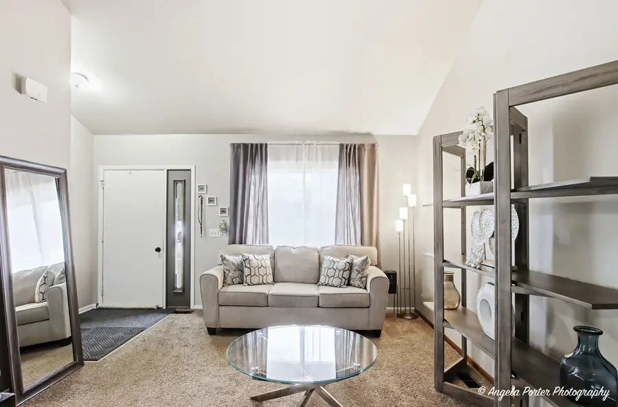 1920 Island Court, Woodstock, IL 60098 - #2