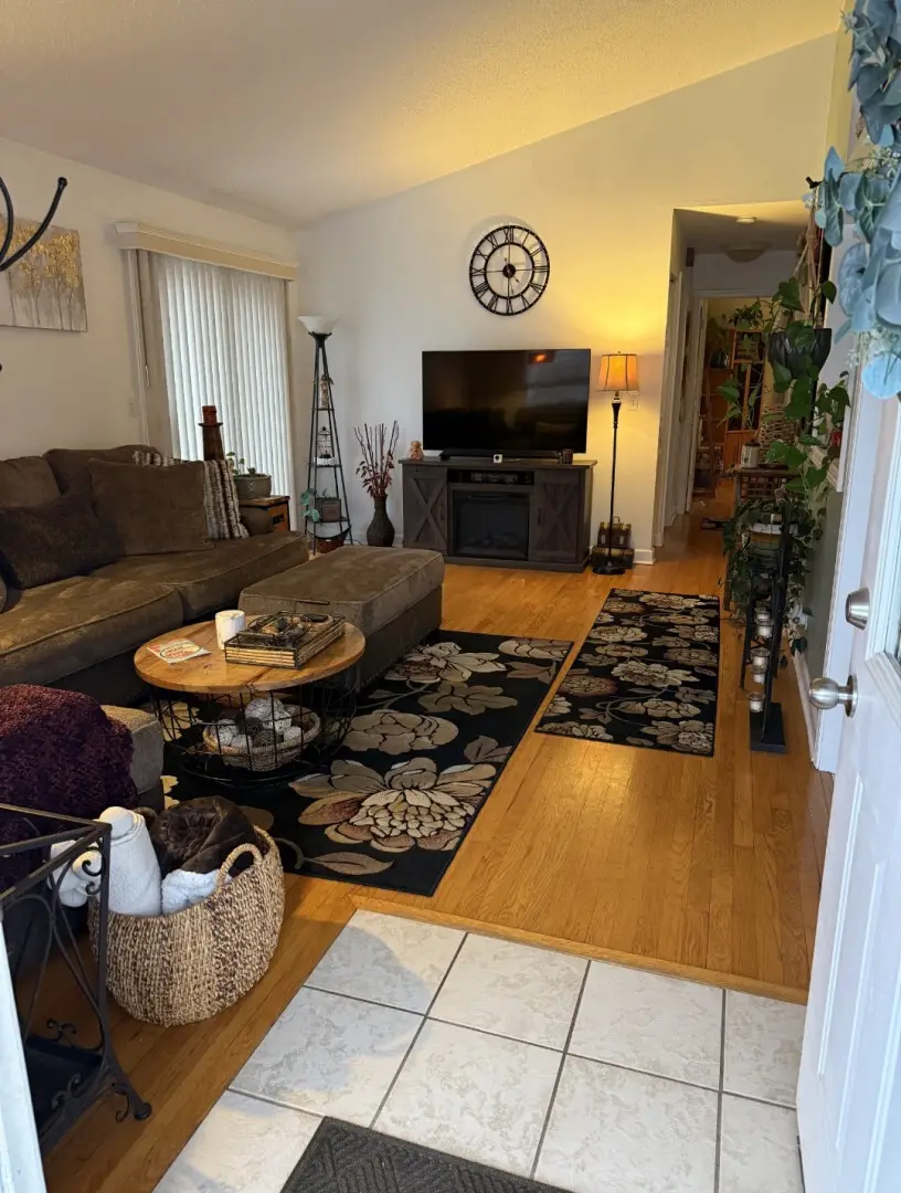 352 Danbury Drive, Naperville, IL 60565 - #2