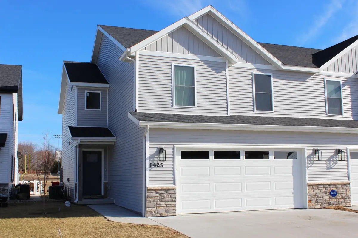 425 Jenny Lane #B, Heyworth, IL 61745 - #1