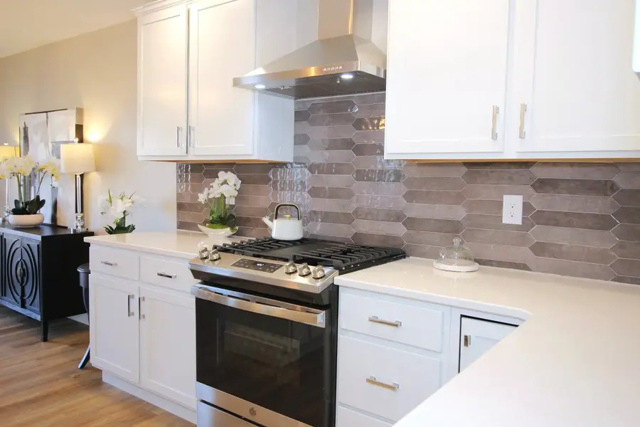 425 Jenny Lane #B, Heyworth, IL 61745 - #3