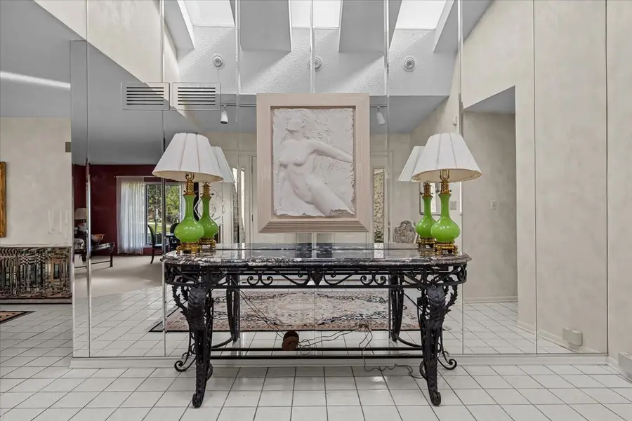 320 Buckthorn Circle, Northbrook, IL 60062 - #2