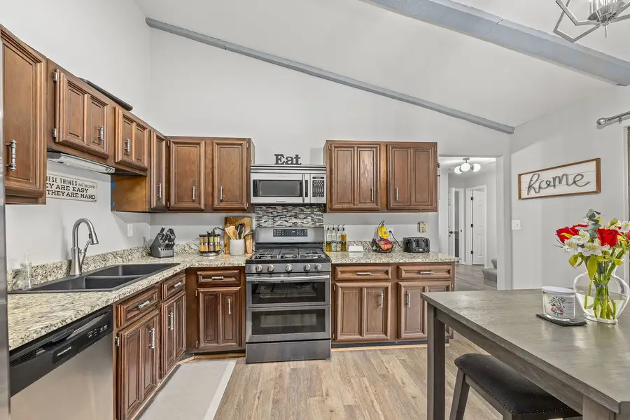 42W470 Red Bud Court, Saint Charles, IL 60175 - #3