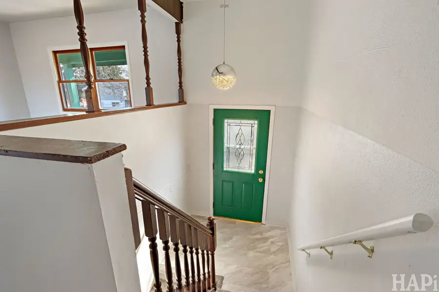 808 Central Park Drive, Round Lake Beach, IL 60073 - #3