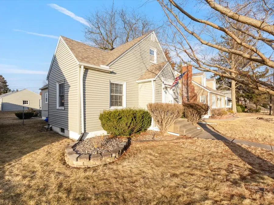 2334 Elm Street, Davenport, IA 52803 - #3