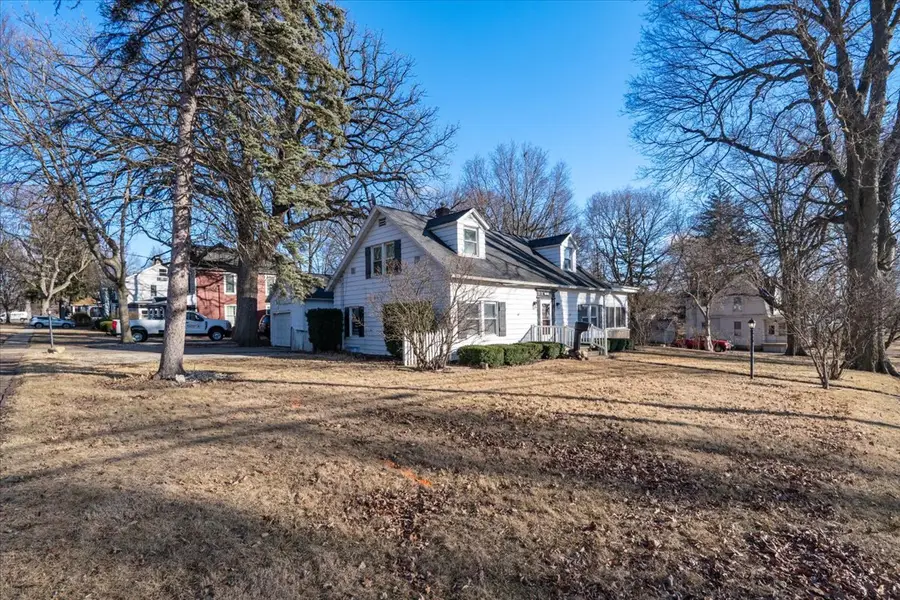 603 S Main Street, Eureka, IL 61530 - #3