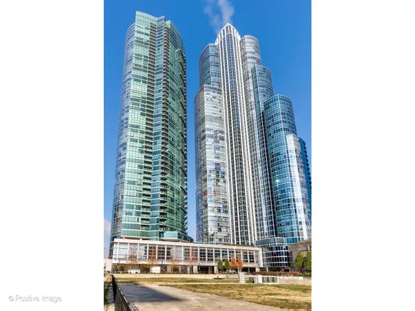 1201 S Prairie Avenue #2402, Chicago, IL 60605
