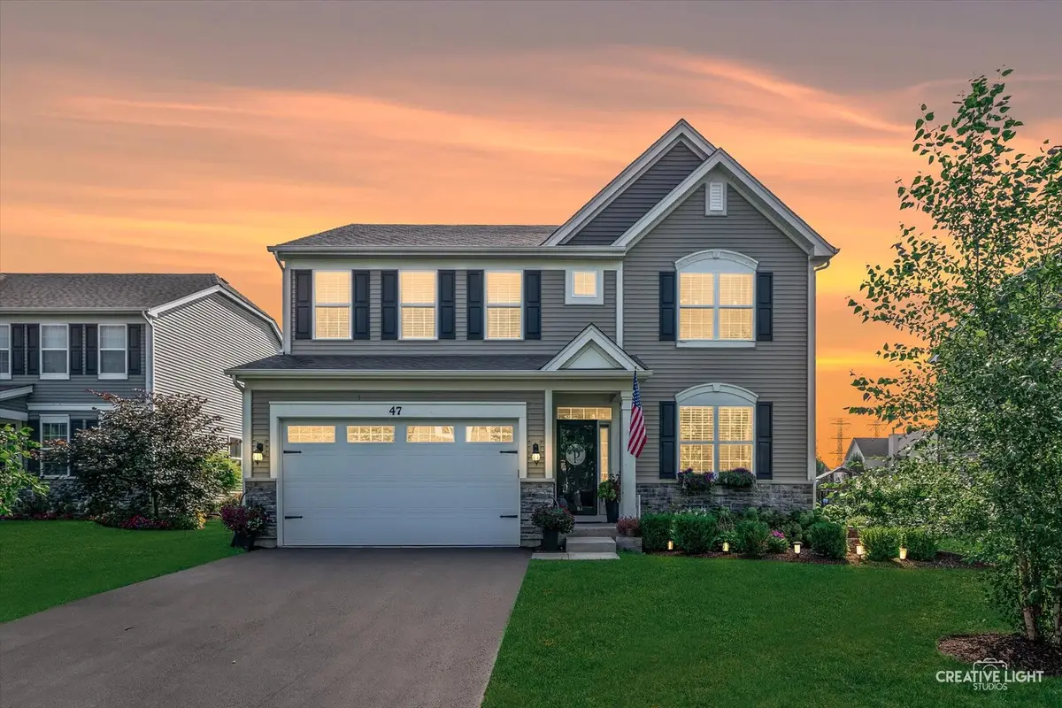 47 Windstone Drive, North Aurora, IL 60542 - #1