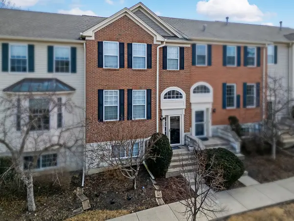 123 Willow Boulevard, Willow Springs, IL 60480